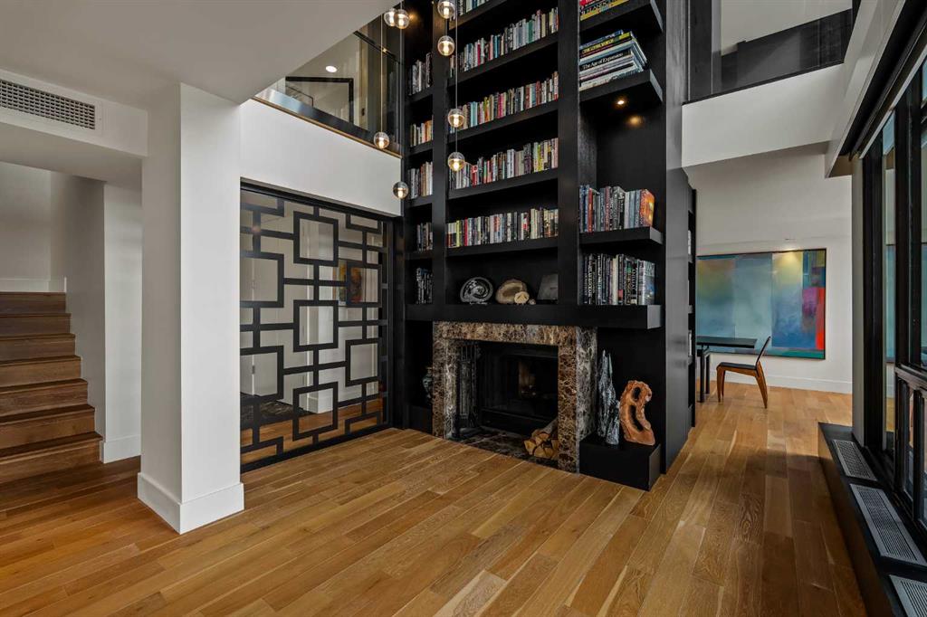 Picture for 1706, 330 26 Avenue SW