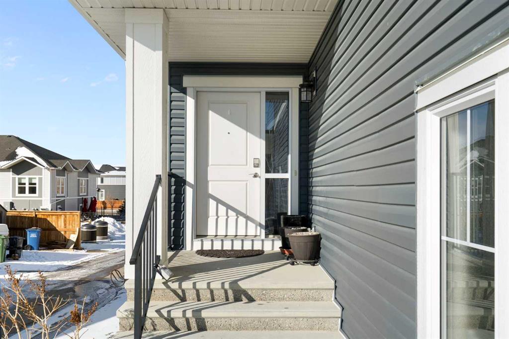 Picture for 46 Emberside Place 