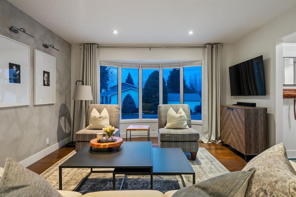 Picture for 136 Lake Crimson Close SE