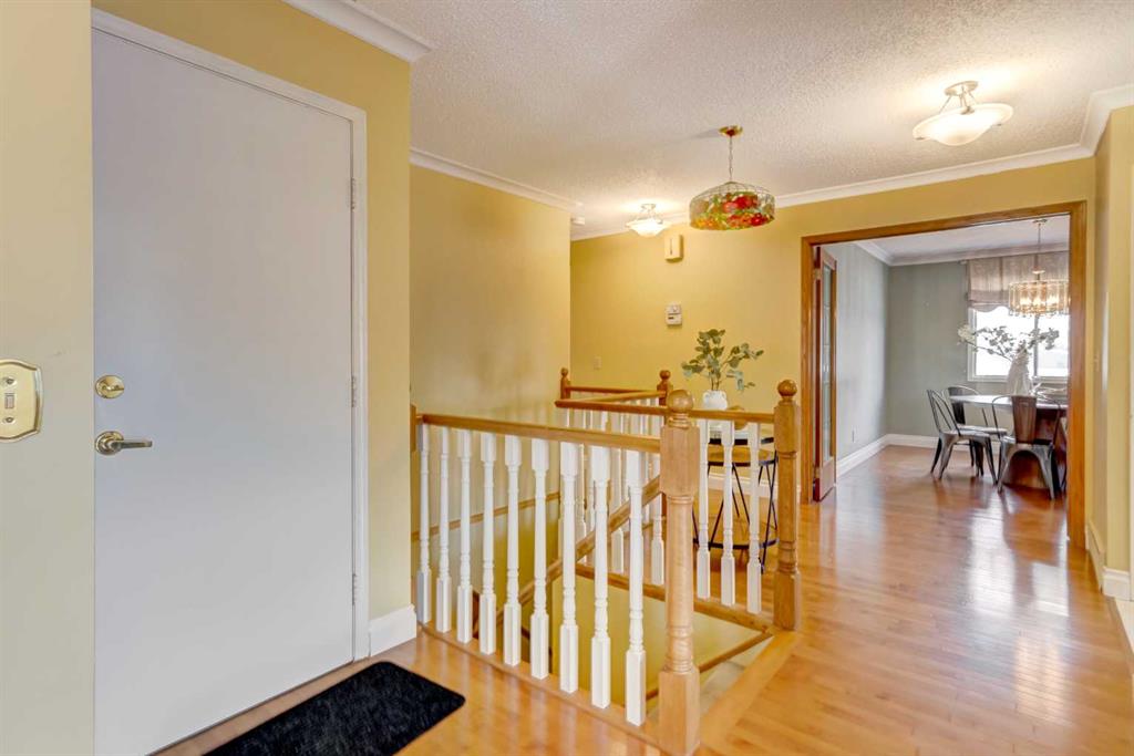 Picture for 12 Vandoos Villas NW