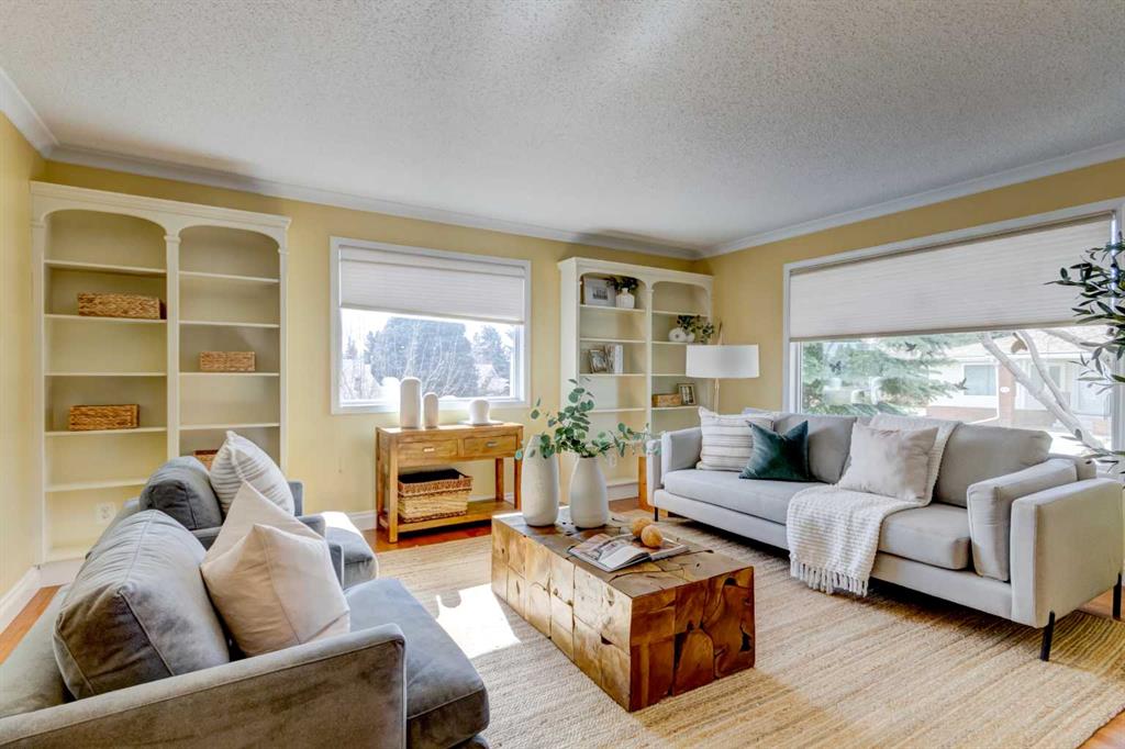 Picture for 12 Vandoos Villas NW