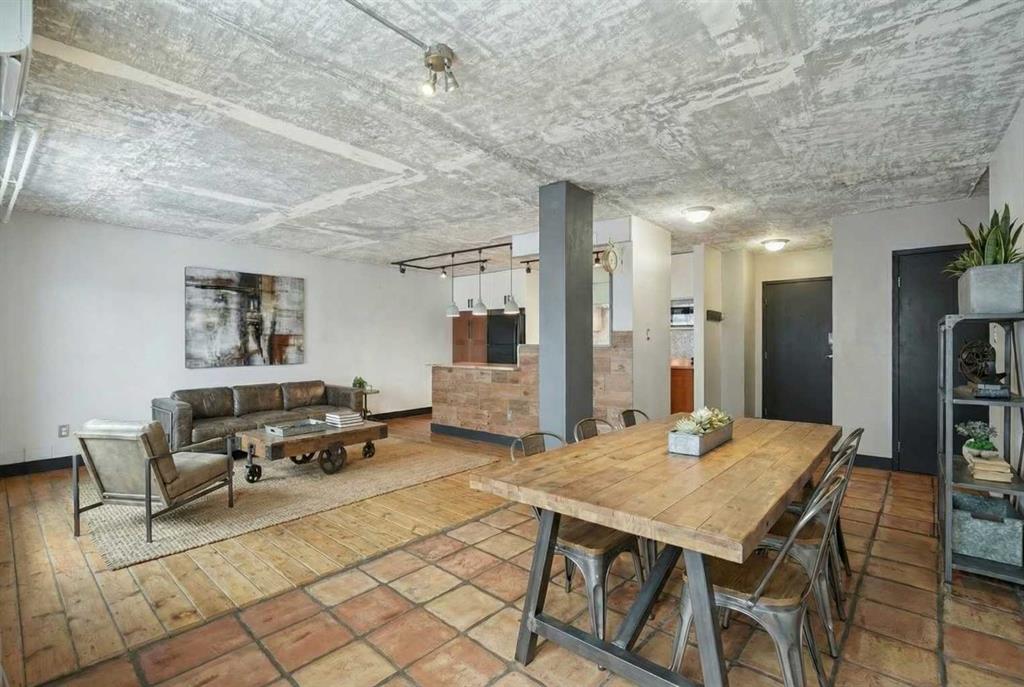 Picture for 402, 1824 11 Avenue SW