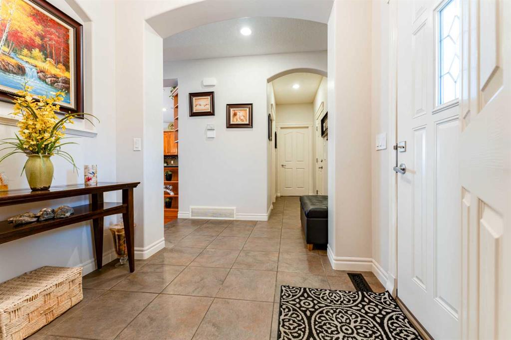 Picture for 14 Bridlerange Circle SW