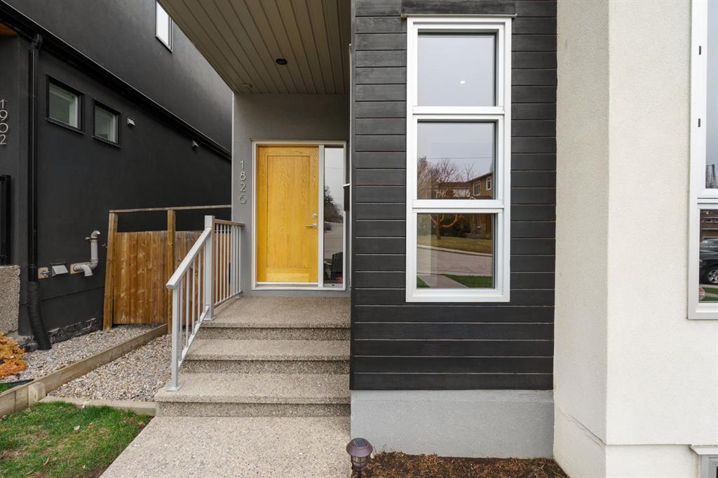 Picture for 1826 37 Avenue SW