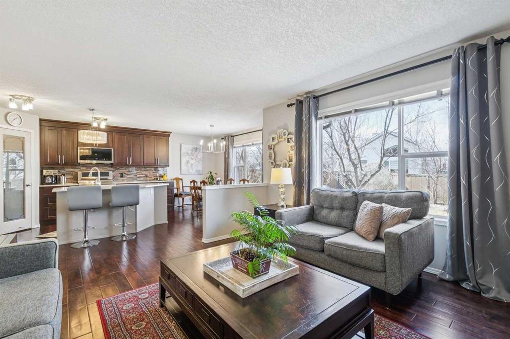 Picture for 18519 Chaparral Manor SE