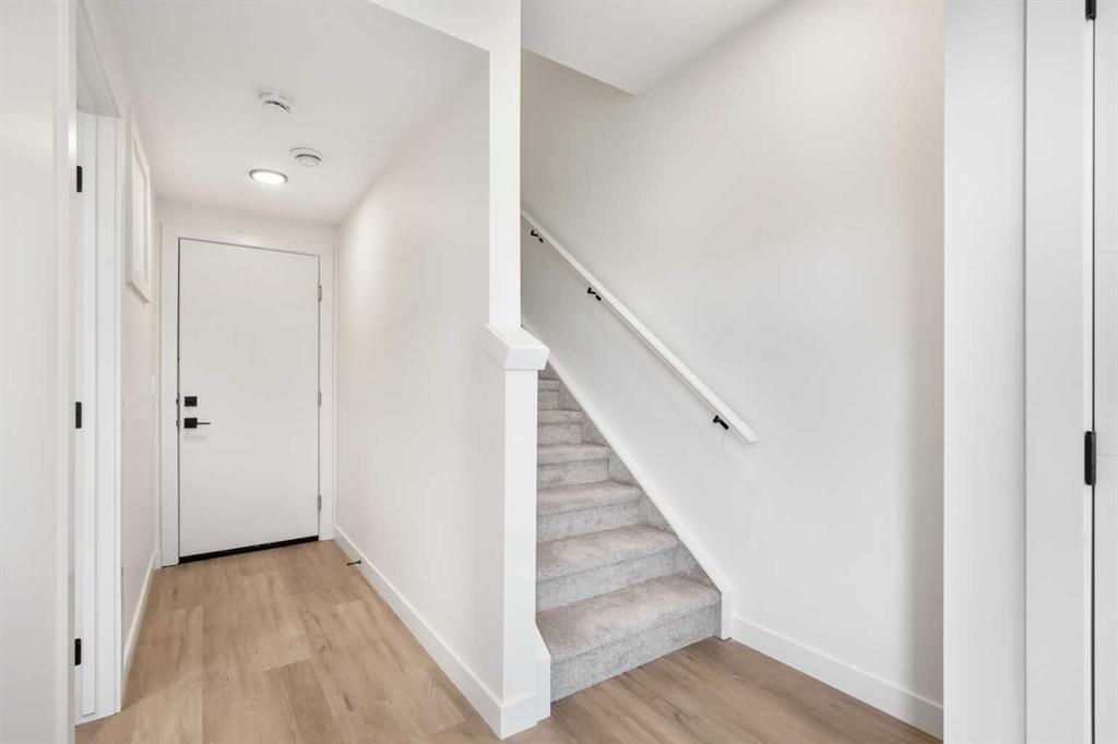 Picture for 101, 1230 3 Street SE