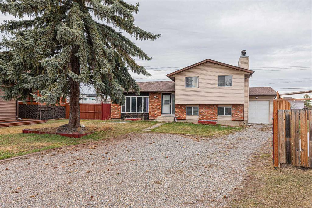 Picture for 64 Castledale Crescent NE