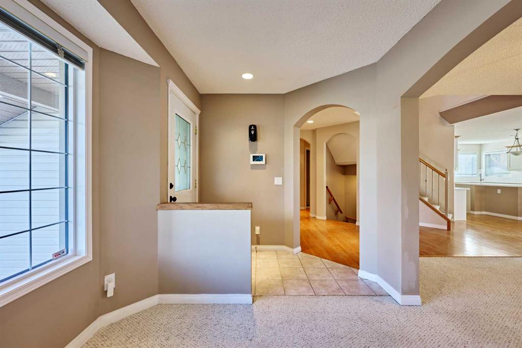 Picture for 805 Panorama Hills Drive NW