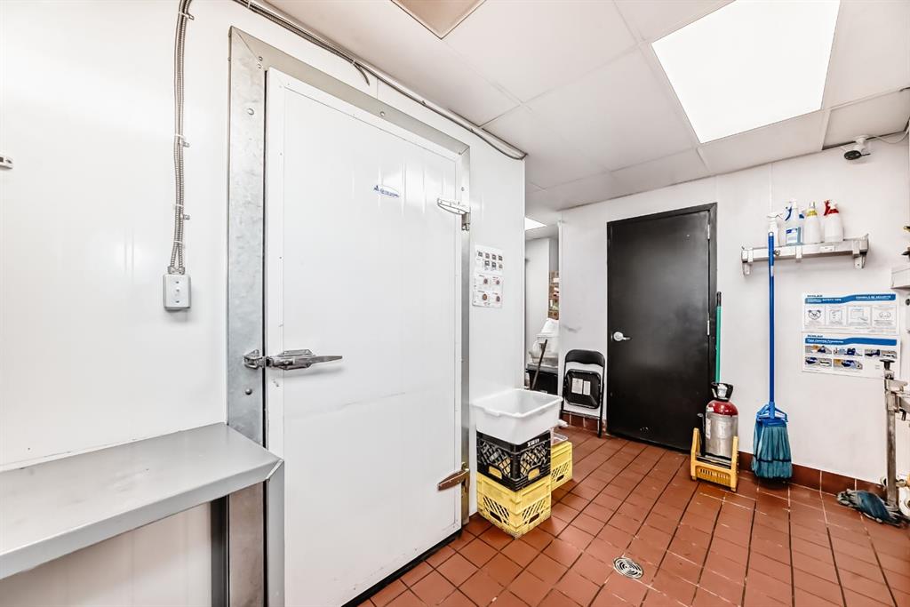 Picture for 20, 1814 Mayor Magrath Drive S