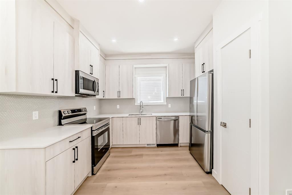 Picture for 324 Cornerbrook Drive NE