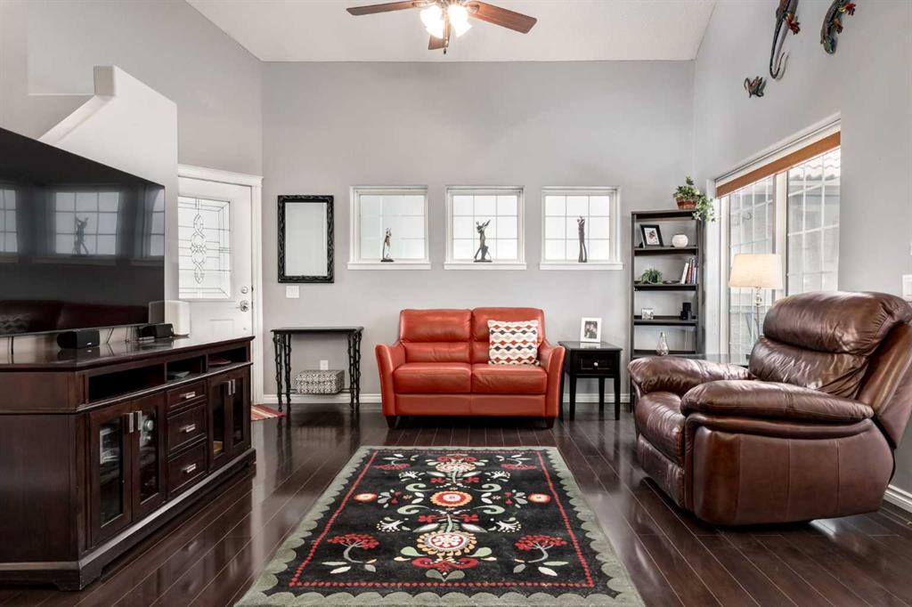 Picture for 206, 1997 Sirocco Drive SW