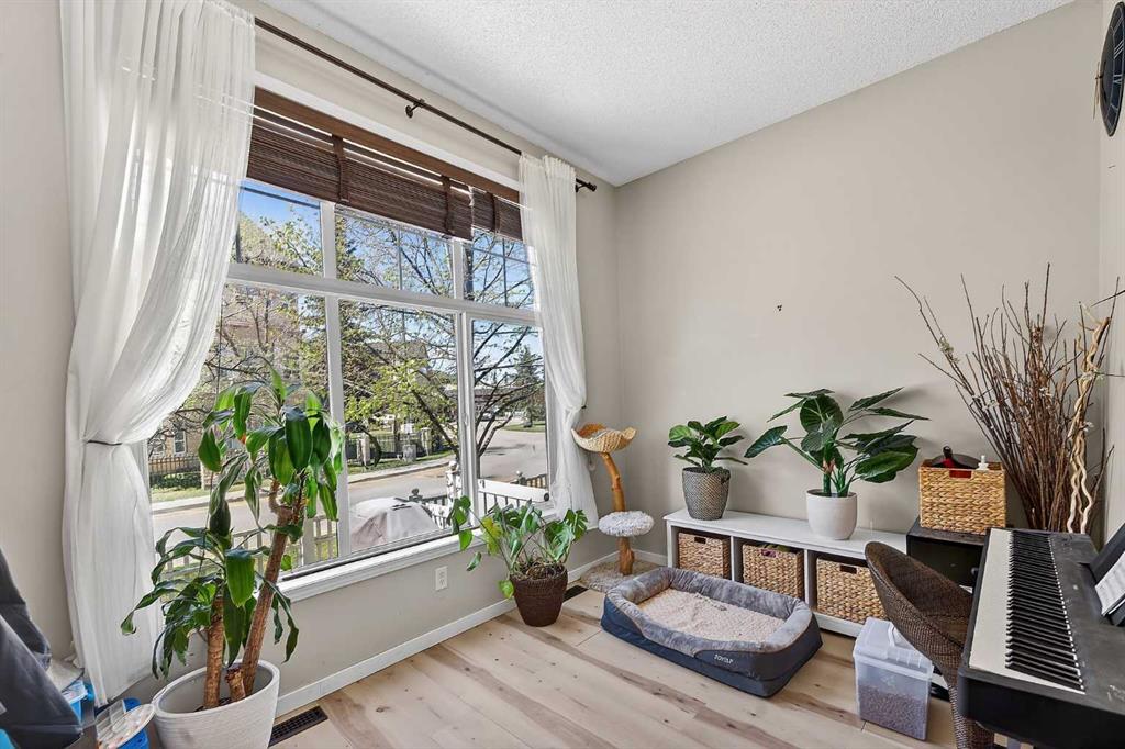 Picture for 138 Promenade Way SE