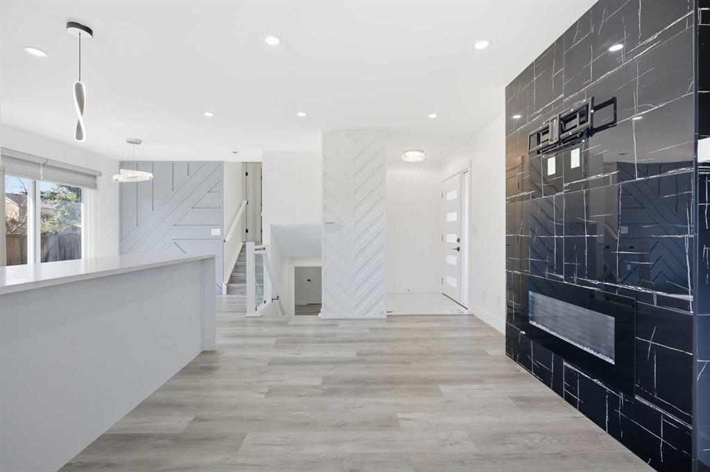 Picture for 248 Castledale Way NE