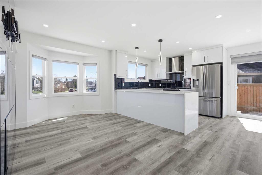 Picture for 248 Castledale Way NE