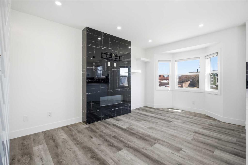 Picture for 248 Castledale Way NE