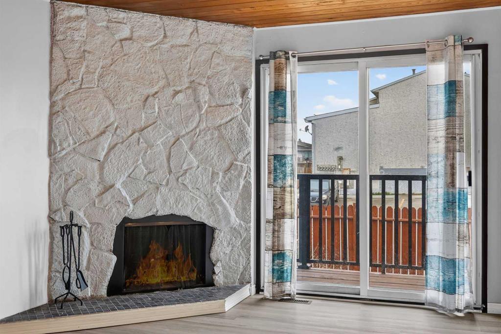 Picture for E, 1203 44 Street SE