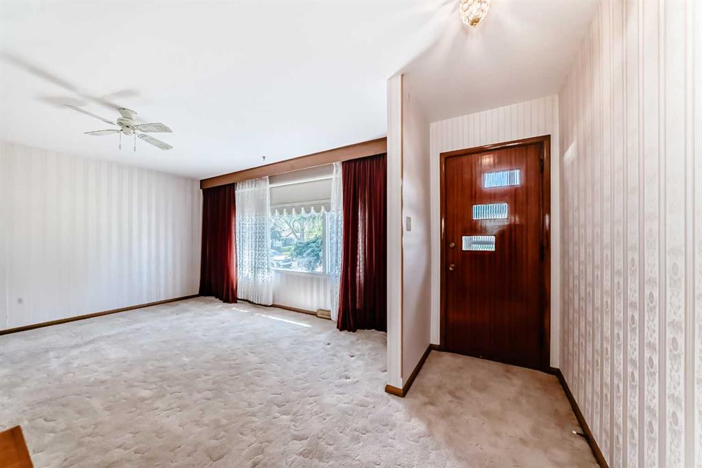 Picture for 54 Fullerton Road SE