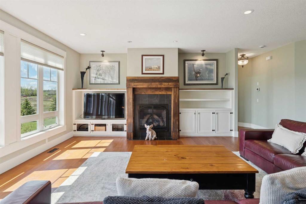 Picture for 394049 12 Street E