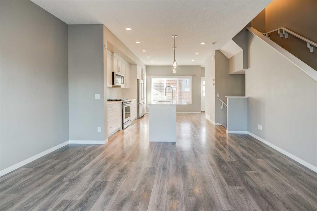 Picture for 198 Masters Avenue SE