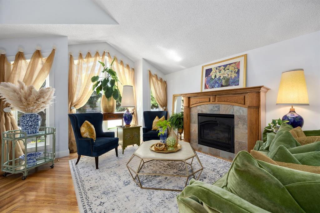 Picture for 51 Woodridge Close SW