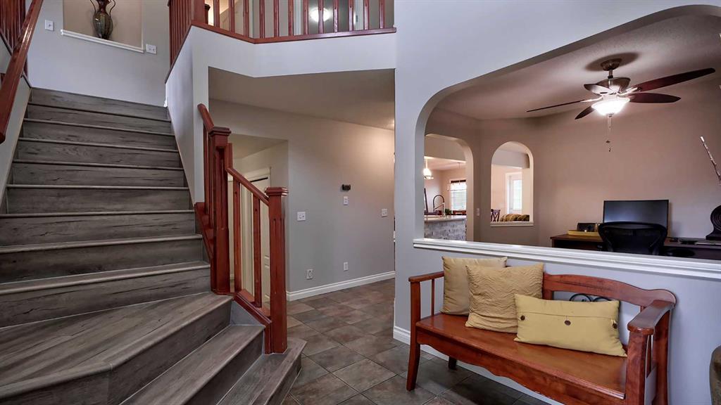 Picture for 327 Sagewood Place SW