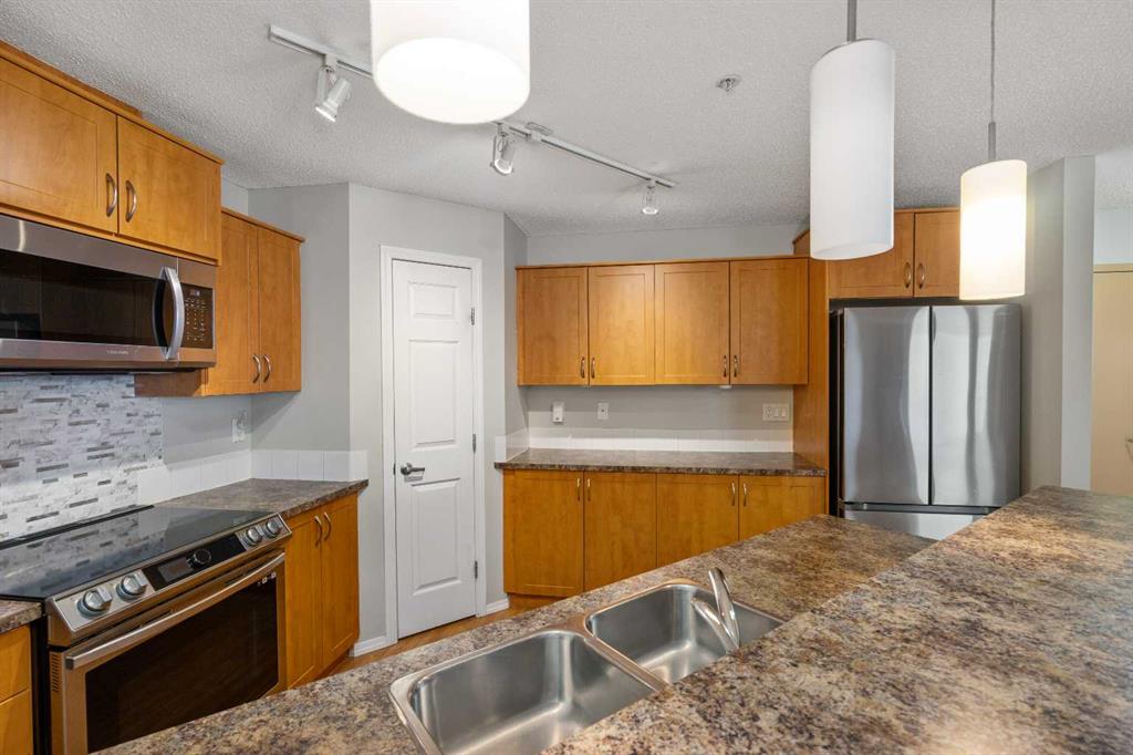 Picture for 2327, 700 Willowbrook Road NW