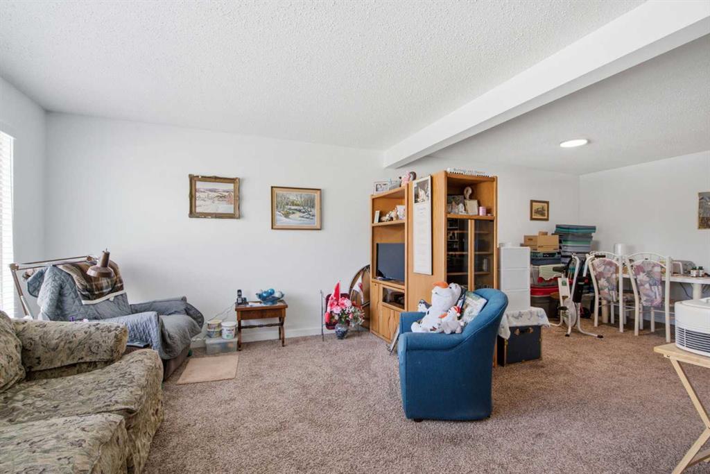 Picture for 196 Gordon Drive SW