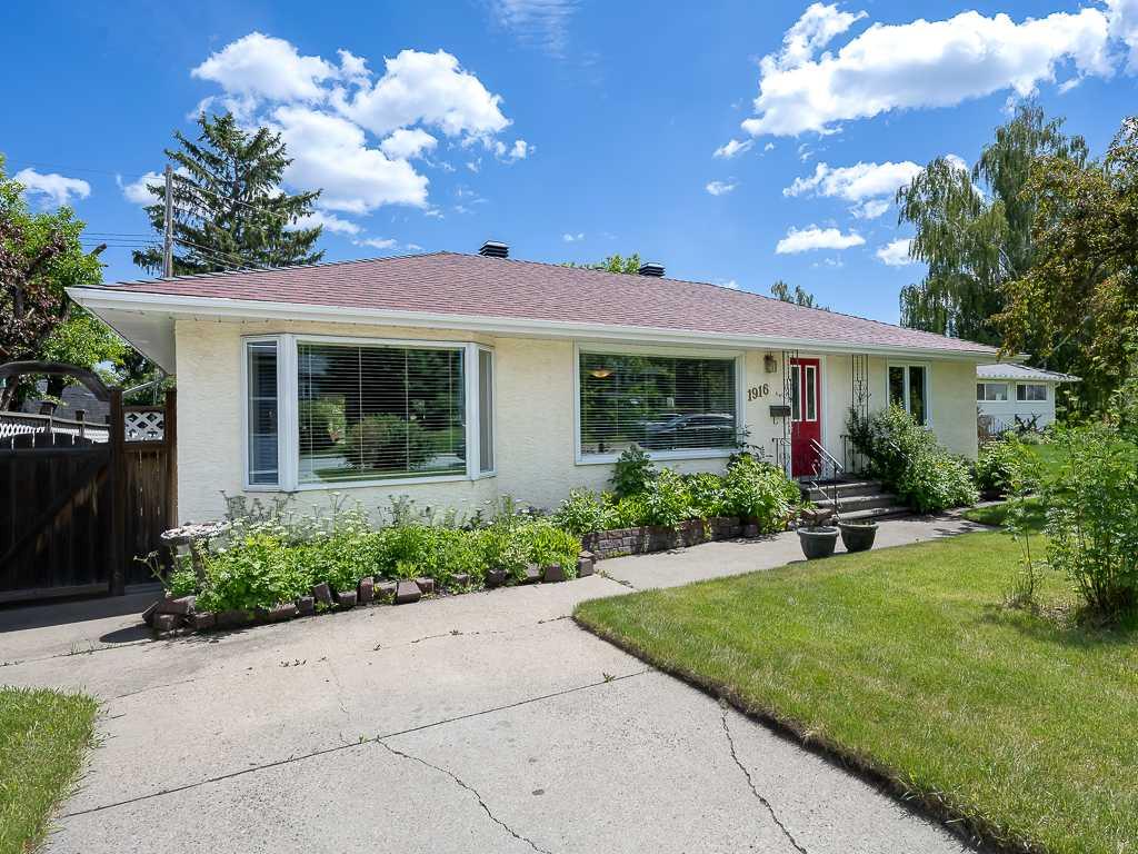 Picture for 1916 Grand Oaks Drive SW