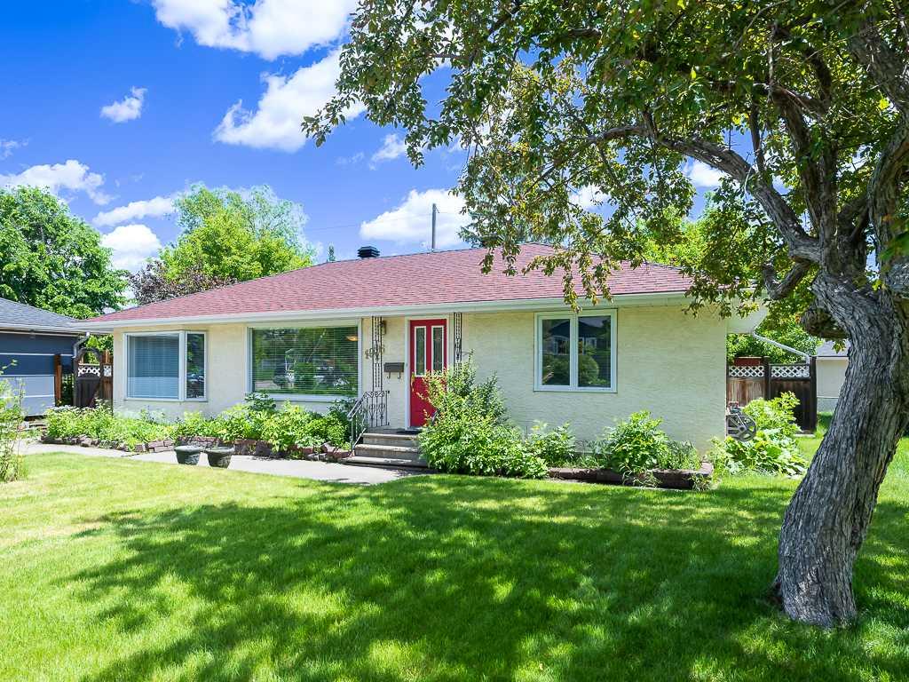 Picture for 1916 Grand Oaks Drive SW