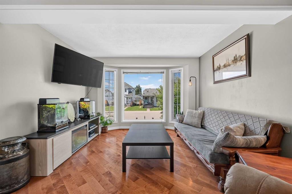 Picture for 22 Rivercrest Way SE