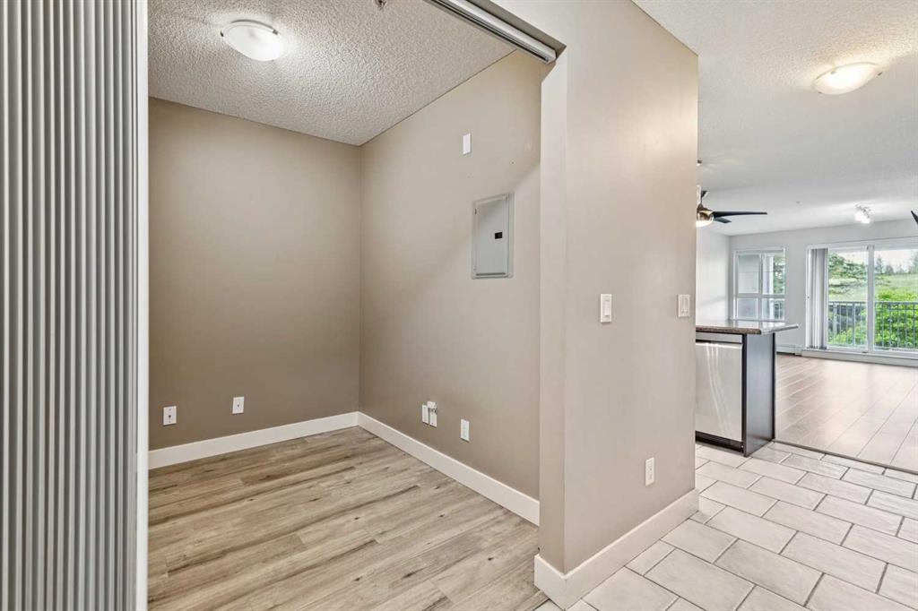 Picture for 245, 35 Richard Court SW