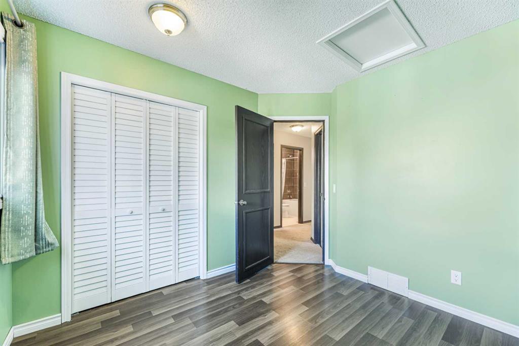 Picture for 215 Hidden Vale Place NW https://www.cirrealty.ca/reb/creb/18/A2266718_16.jpg