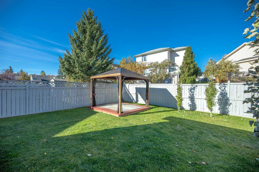 Picture for 215 Hidden Vale Place NW https://www.cirrealty.ca/reb/creb/18/A2266718_28.jpg