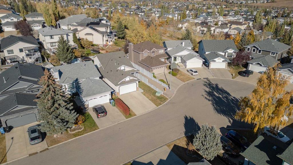 Picture for 215 Hidden Vale Place NW https://www.cirrealty.ca/reb/creb/18/A2266718_32.jpg