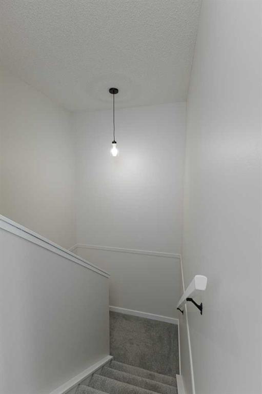 Picture for 39, 116 Silver Crest Drive NW https://www.cirrealty.ca/reb/creb/18/A2266918_12.jpg