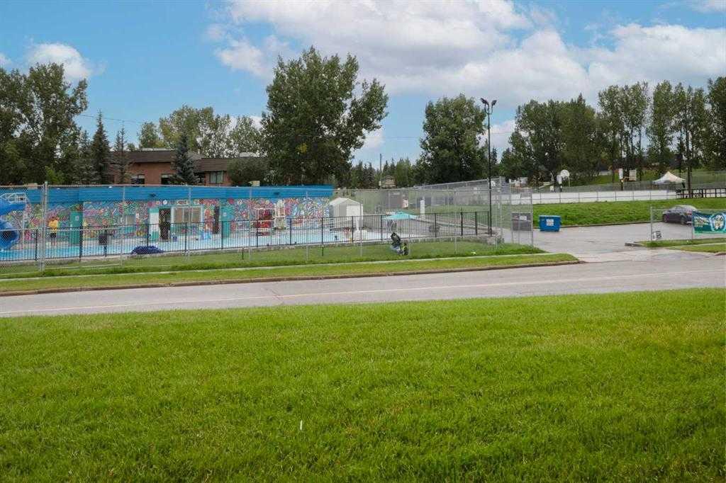 Picture for 39, 116 Silver Crest Drive NW https://www.cirrealty.ca/reb/creb/18/A2266918_29.jpg