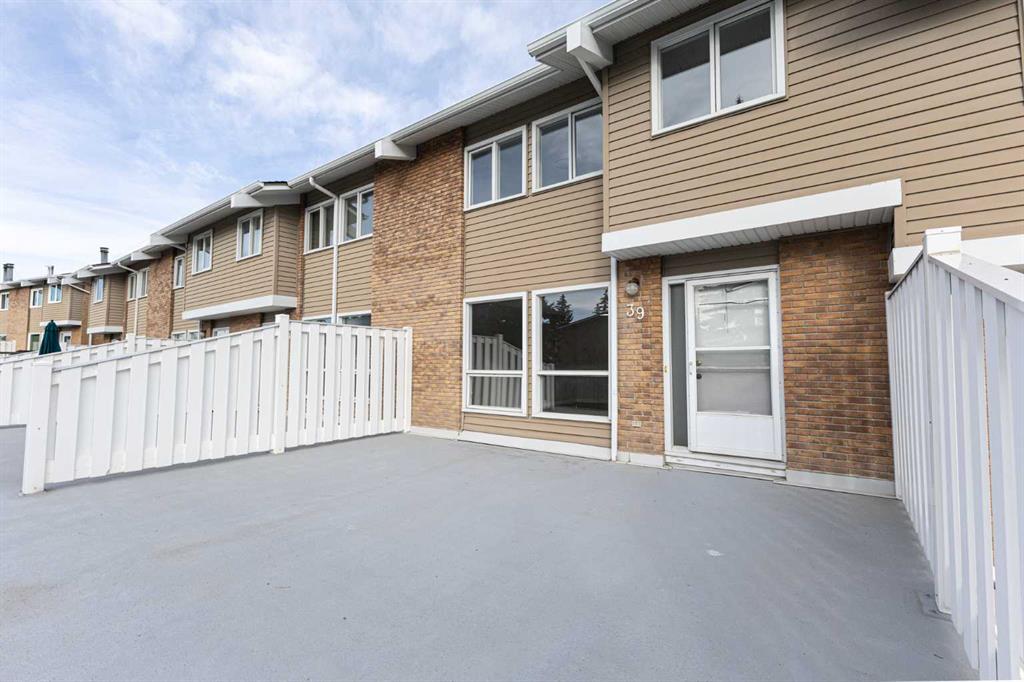Picture for 39, 116 Silver Crest Drive NW https://www.cirrealty.ca/reb/creb/18/A2266918_9.jpg