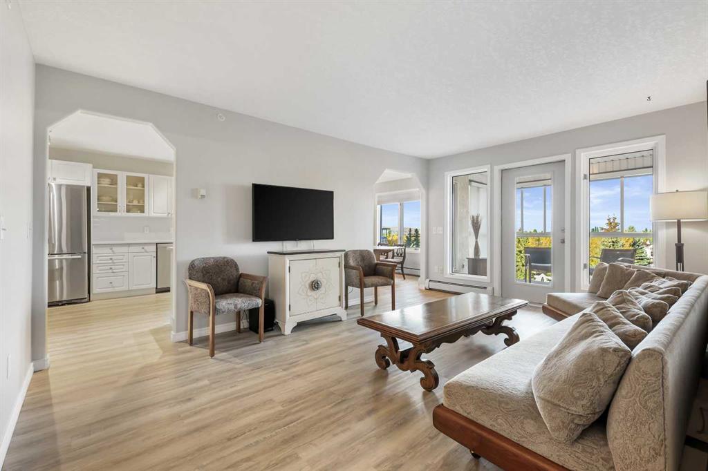 Picture for 404, 7239 Sierra Morena Boulevard SW