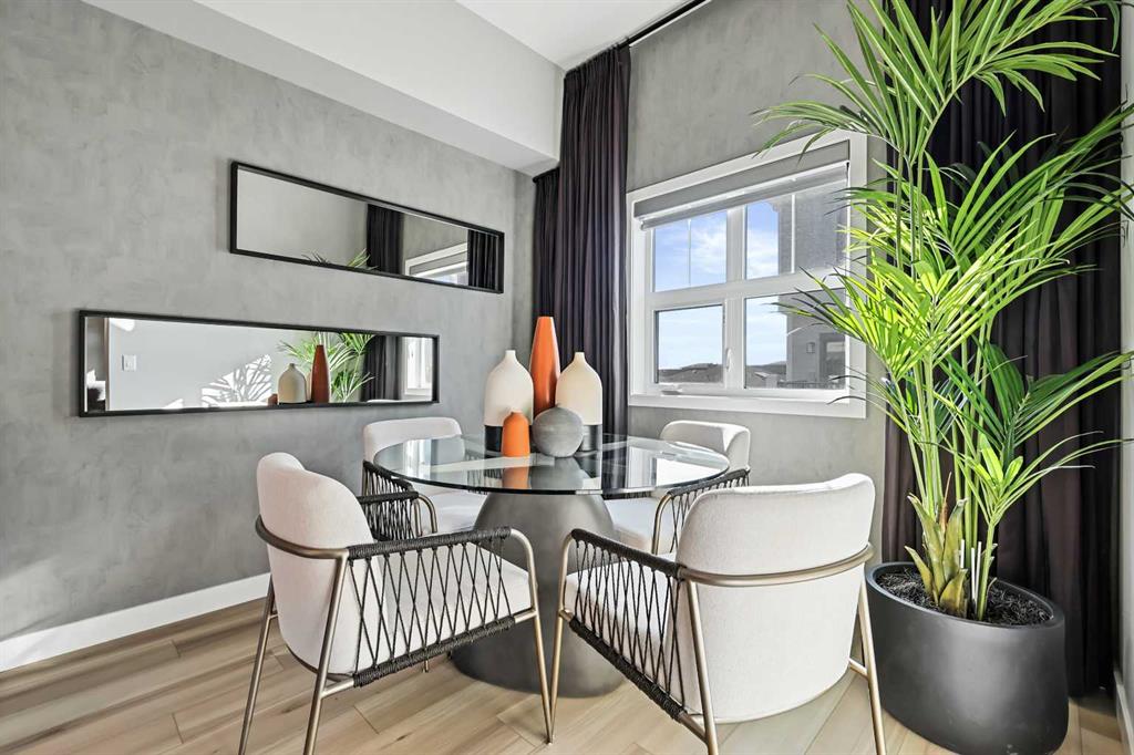 Picture for 112, 595 Mahogany Road SE