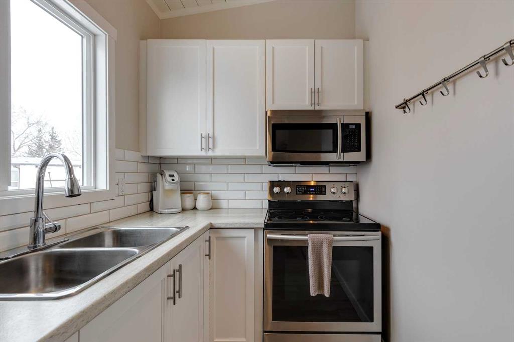 Picture for 2630 Oakmoor Drive SW