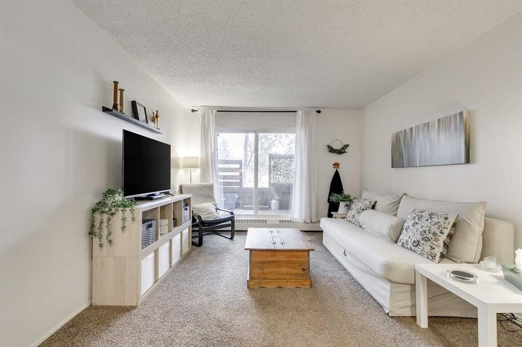 Picture for 112, 20 Dover Point SE