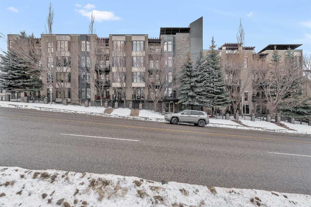 Picture for 109, 2307 14 Street SW