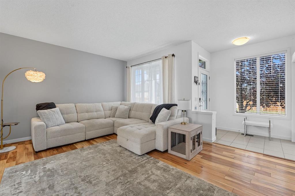 Picture for 141 Auburn Crest Green SE