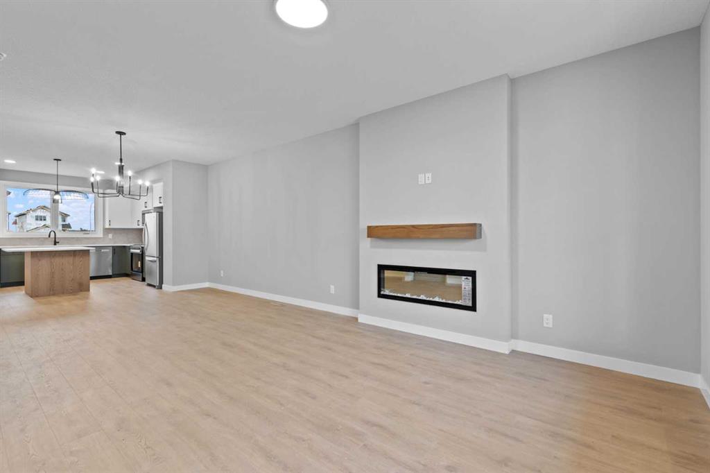 Picture for 191 Belvedere Crescent SE