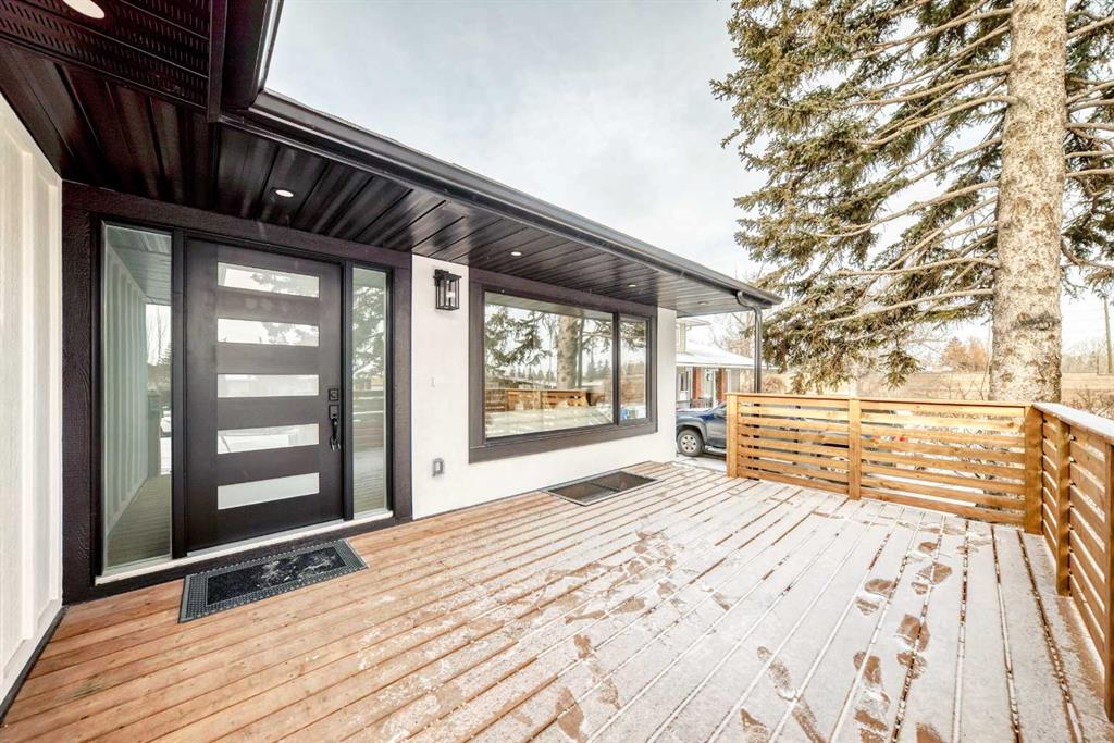 Picture for 135 Lake Wapta Rise SE