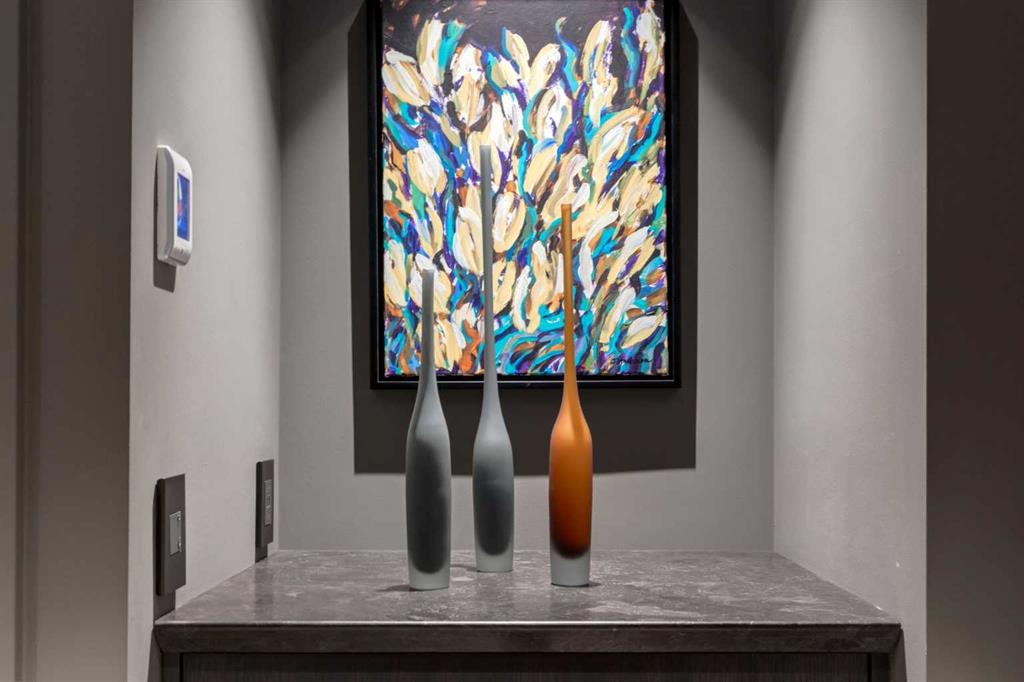 Picture for 2201, 433 11 Avenue SE