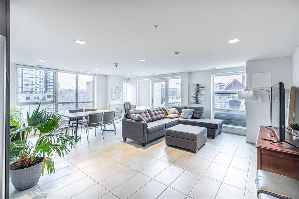 Picture for 1002, 303 13 Avenue SW