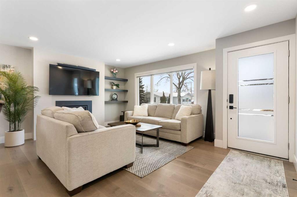 Picture for 9936 Maplecreek Drive SE