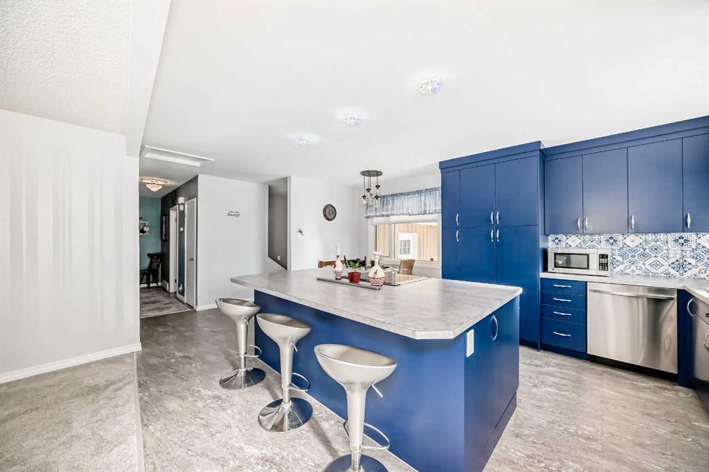 Picture for 2707 7A Avenue N