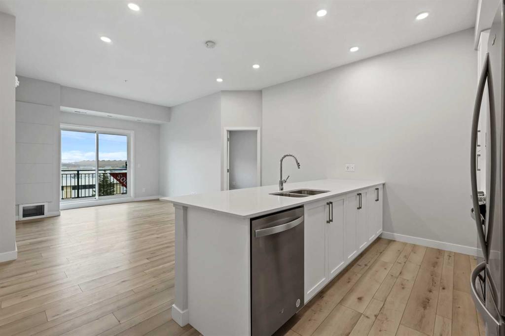 Picture for 423, 255 Les Jardins Park SE